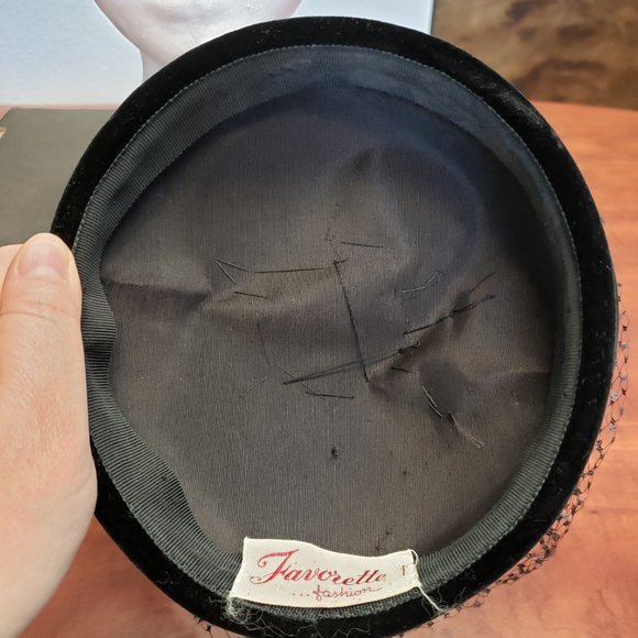 Beautiful Vintage Black Velvet Hat with Red Leaf Cluster on Top main image 13